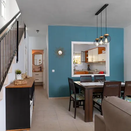 Velas 37 * Meloneras