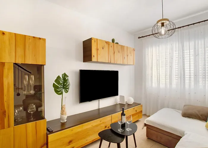 Dom wakacyjny Velas 37 *