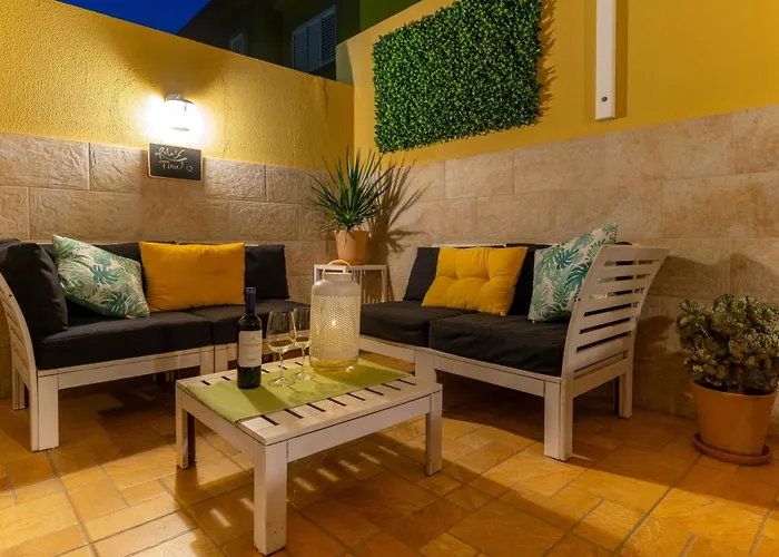 Velas 37 * Meloneras